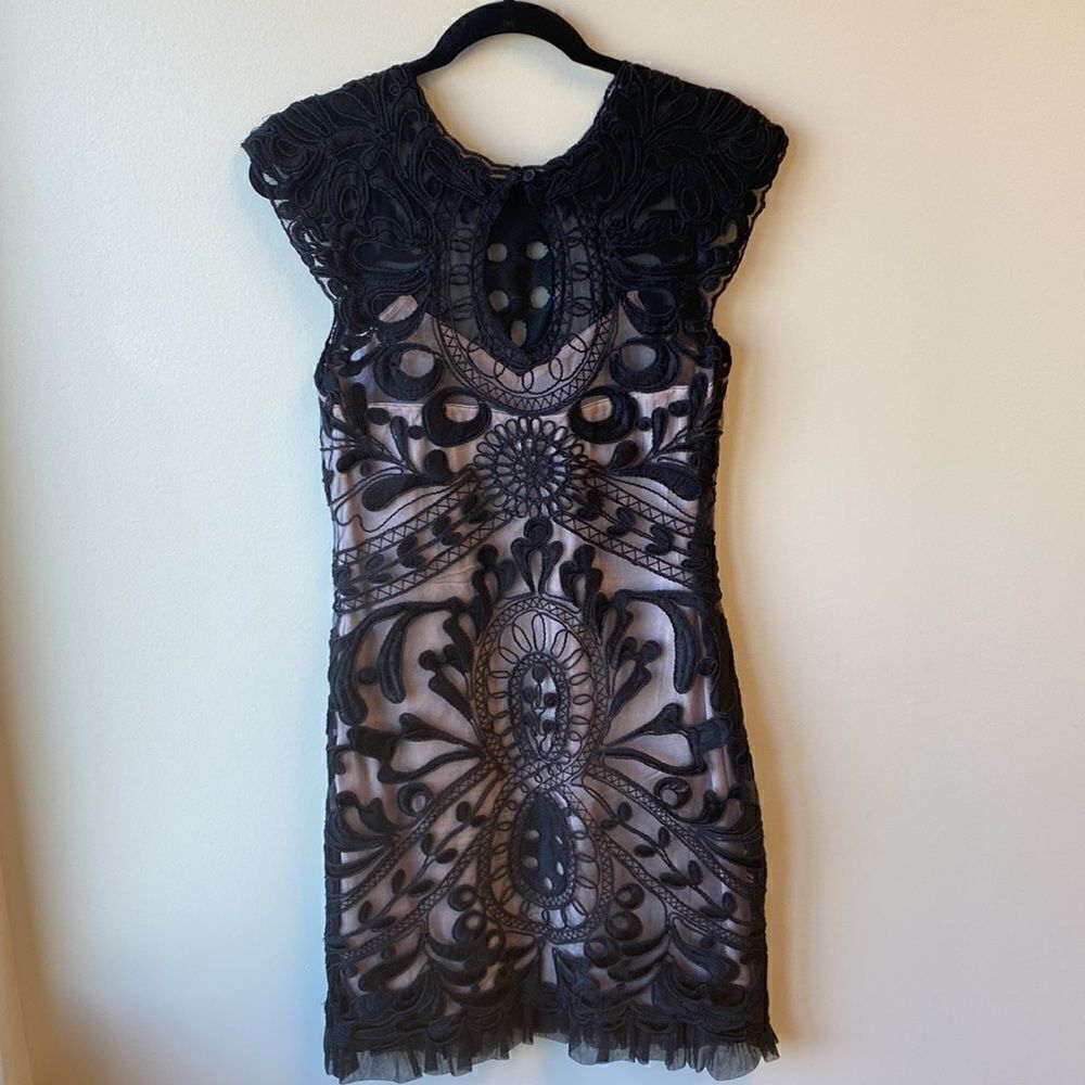 Anthropologie Yoana Barashi Lace Embroidered black Dress 4P short sleeveless 2 - Picture 6 of 12